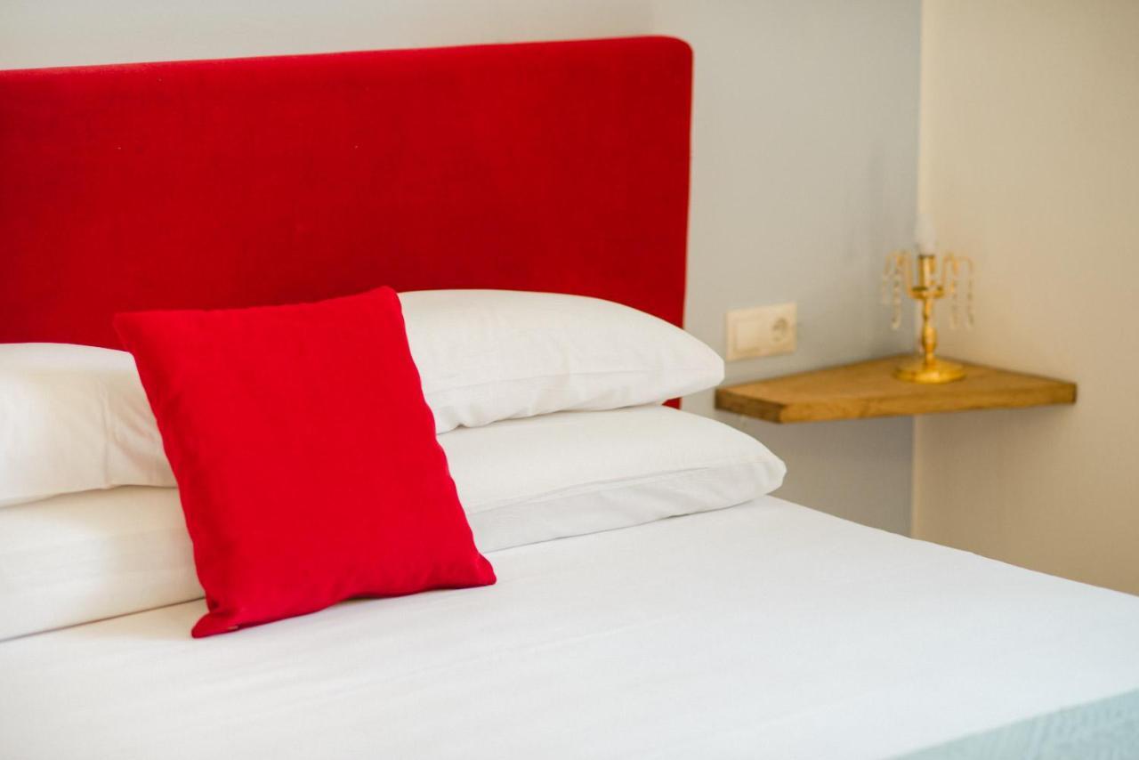 Hotel Torre Barcelona Сант-Кугат-дель-Вальес Экстерьер фото