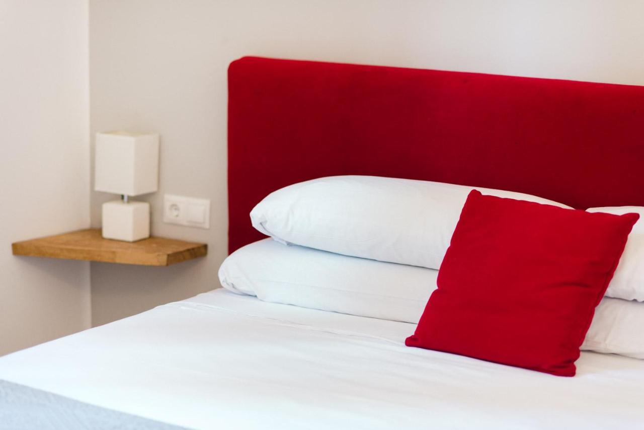 Hotel Torre Barcelona Сант-Кугат-дель-Вальес Экстерьер фото